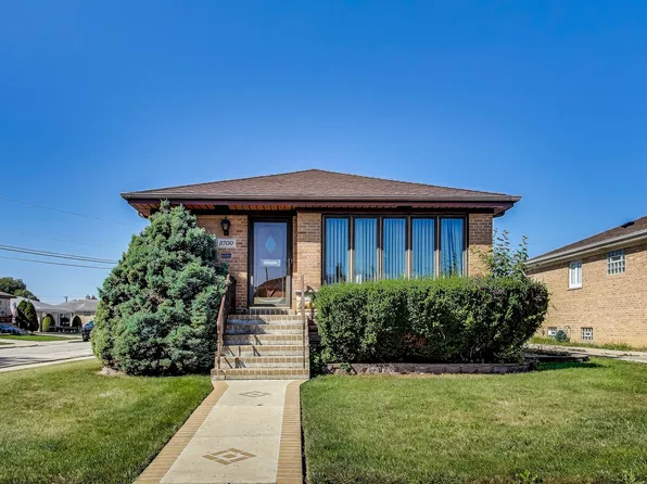 5700 N Orange Ave, Chicago, IL 60631
