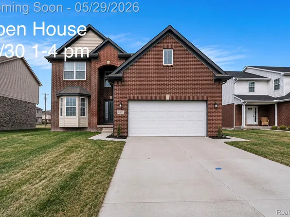 8301 Berwick Dr, Westland, MI 48185