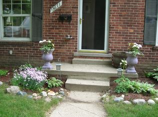 13671 Vernon Ave, Oak Park, MI 48237