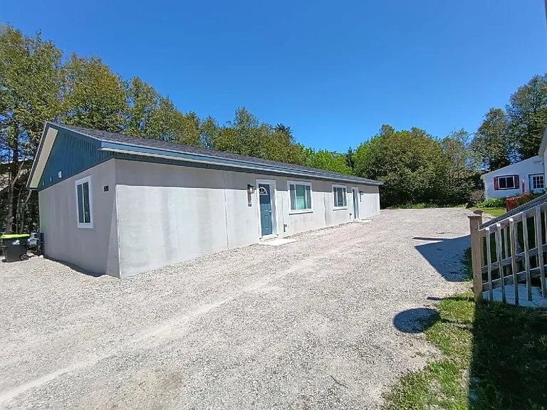 808 Sherman St — Photo 14