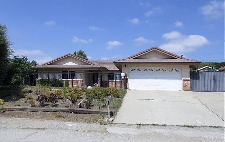 1st image of 2346 Almeza Ave
