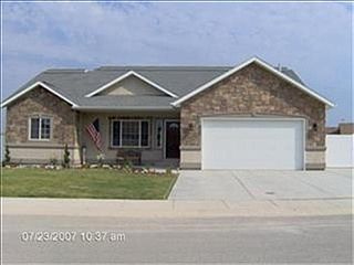 1st image of 620 Garnet Dr