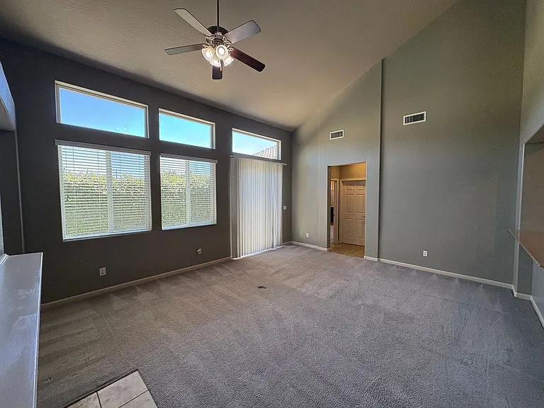 3310 N Tilden Ct — Photo 20