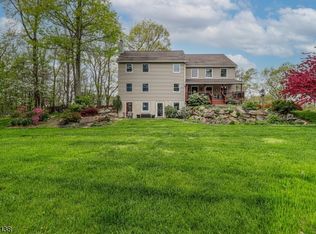 76 Pinchers Point Rd, Pohatcong Twp, NJ 08865