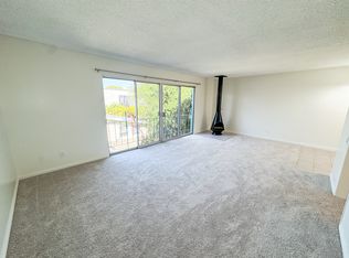 130 11th St #4, Seal Beach, CA 90740