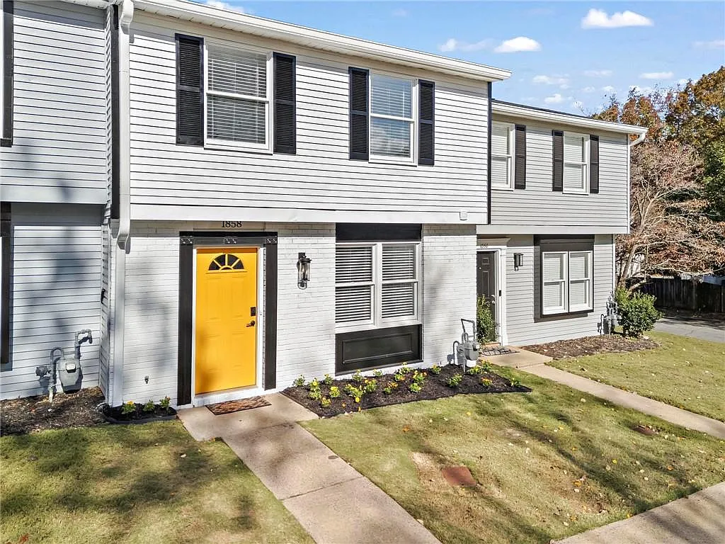 2 bed, 2.5 bath, 1220 sqft, $3,850 — Photo 4