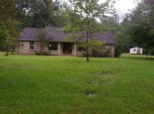 5120 Presley Rd, Moss Point, MS 39562