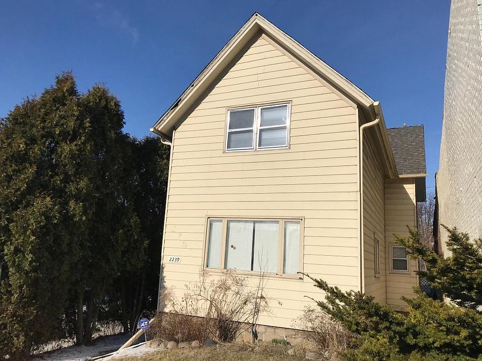 1st image of 2239 N Humboldt Ave