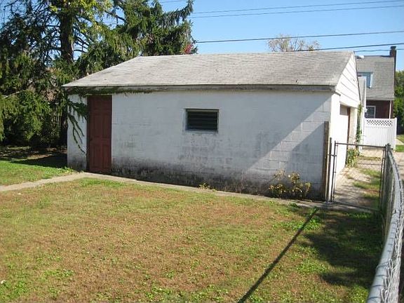 Backyard/Garage