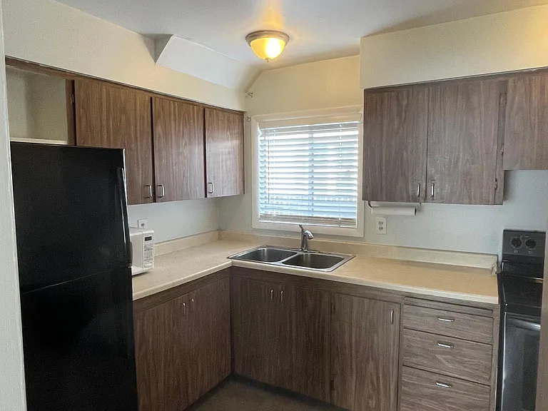 78 F St #3 — Photo 7