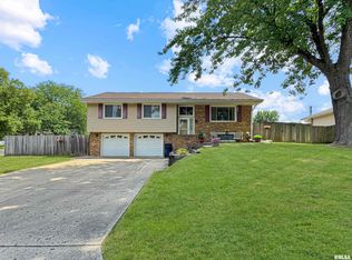 5704 W Colt Dr, Peoria, IL