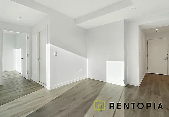 3rd image of 87 Commercial St #1431A