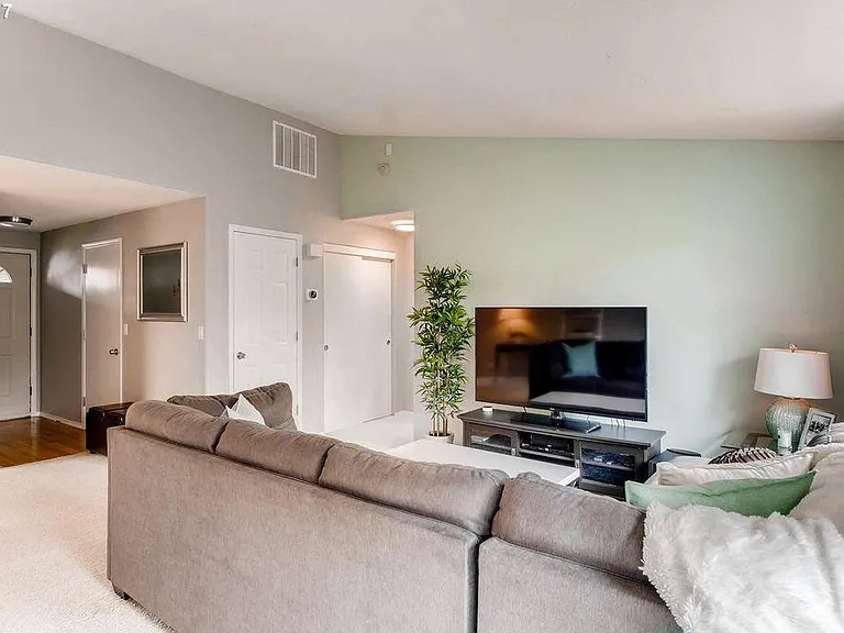 17068 SW Lynnly Way — Photo 6