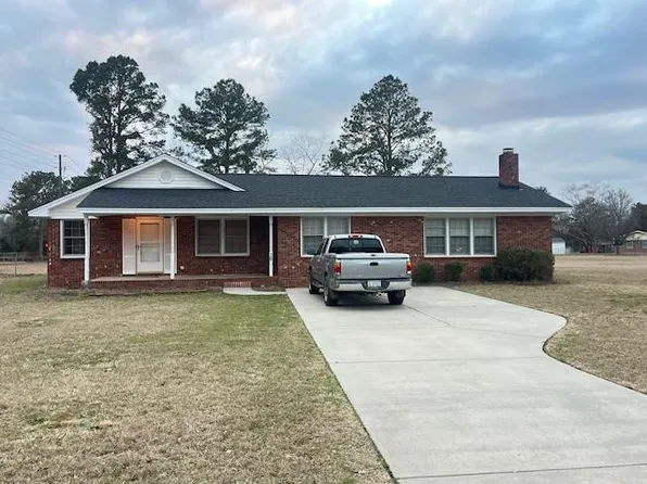 20 Beard Dr, Dalzell, SC 29040