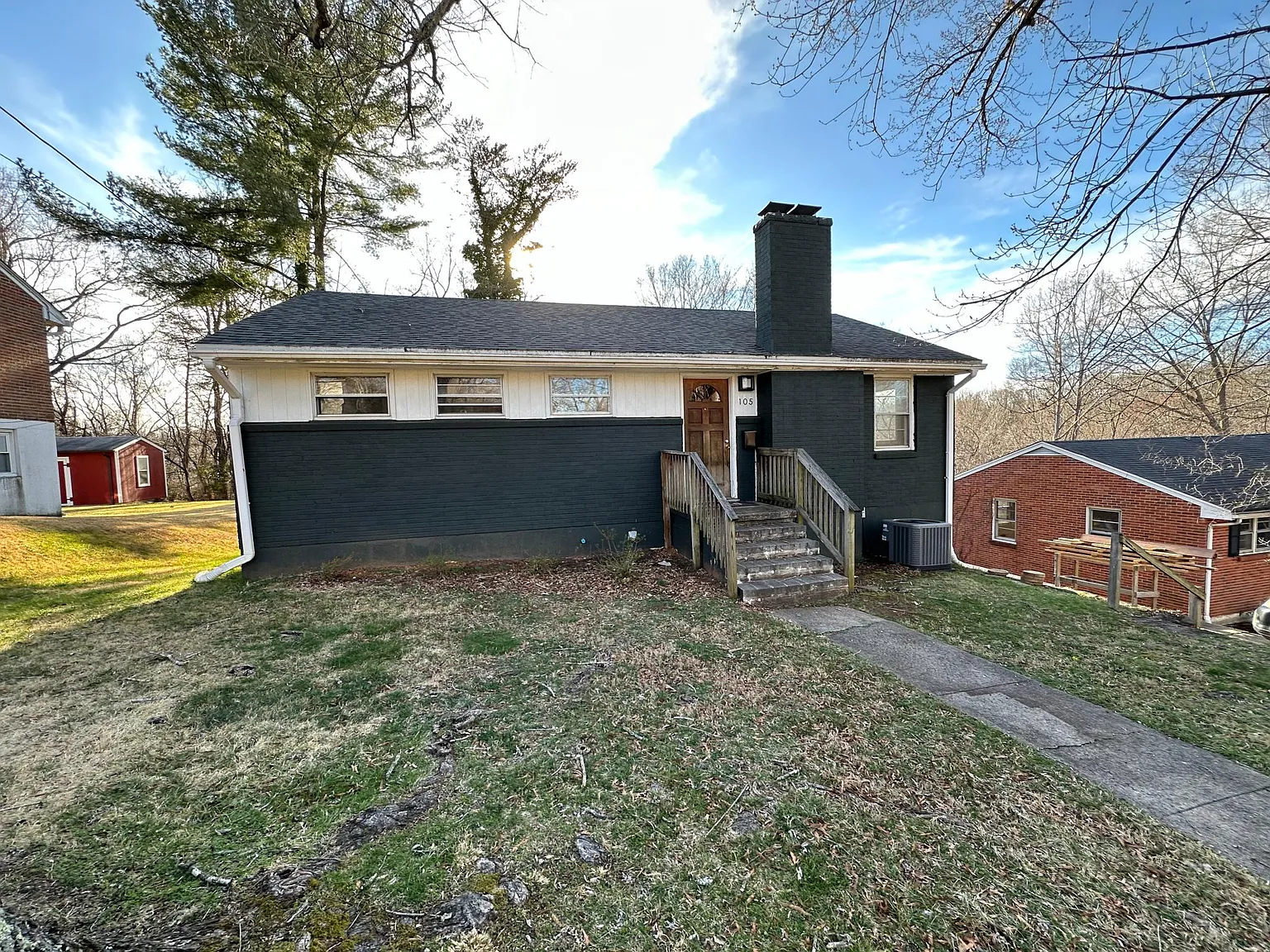 3 bed, 1400 sqft, $1,700 — Photo 2