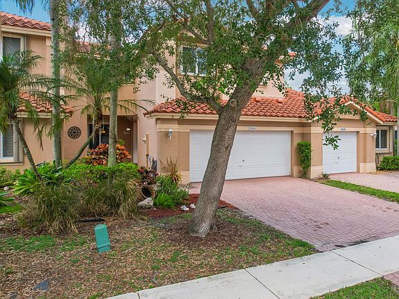 3rd image of 5664 NW 125th Avenue