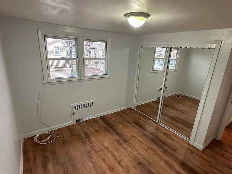 10 Anderson Ave #2 — Photo 6