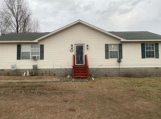 1 Old Jackson Rd, Trenton, TN 38382