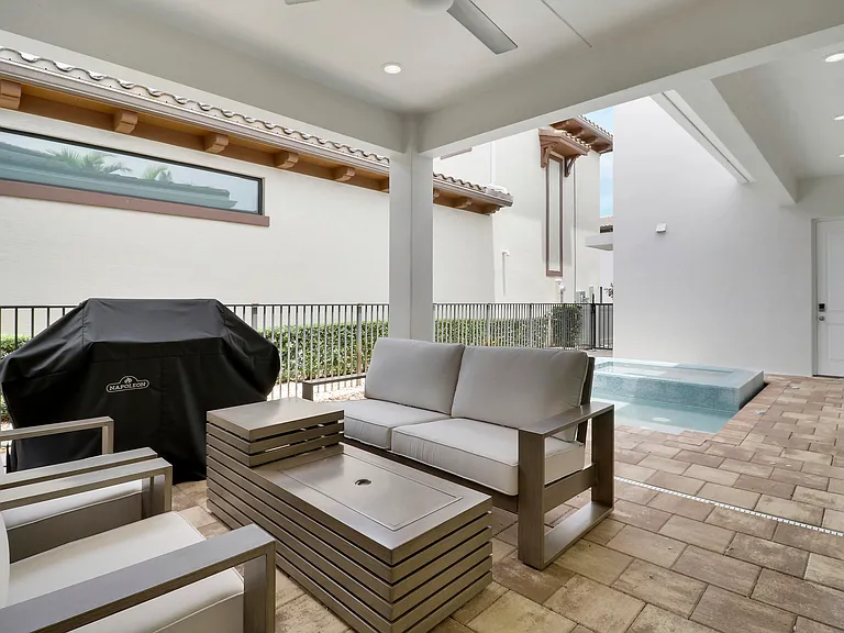 5029 Grandiflora Rd — Photo 11