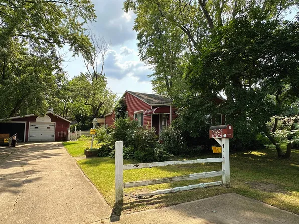 30429 Pardo St, Garden City, MI 48135