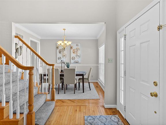 4th image of 3263 Bridgeport Place Dr