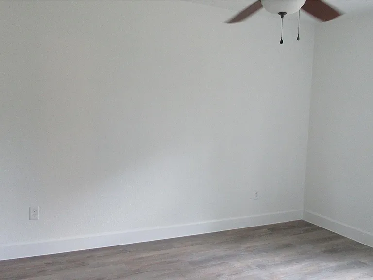 365 Deep Woods Ln — Photo 19