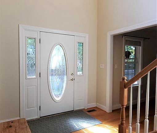 5th image of 409 Northwood Cir