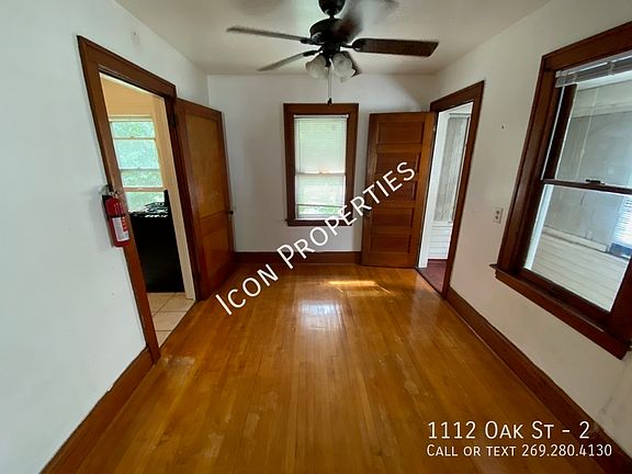 5th image of 1112 Oak St #2