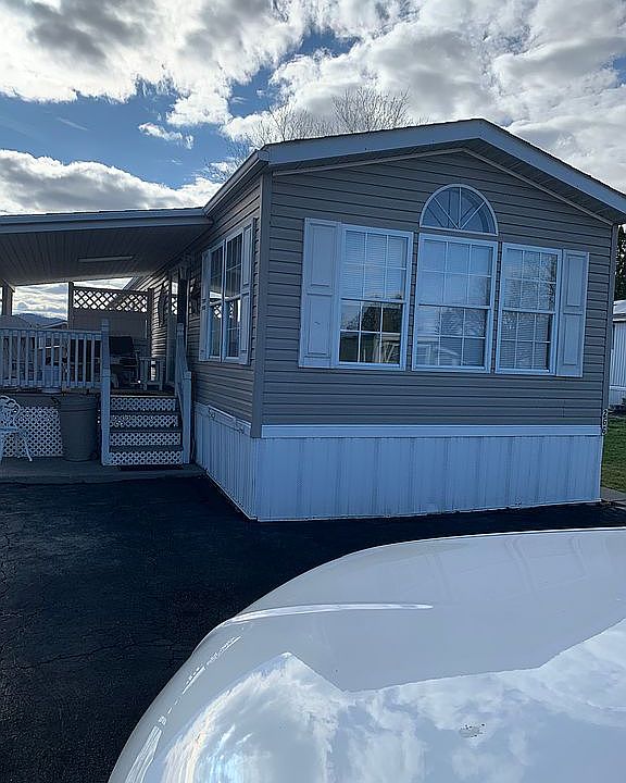 1st image of 266 Allen Ln