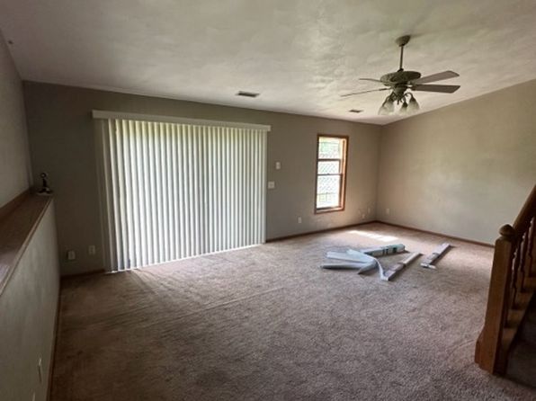 1918 Green Valley Dr