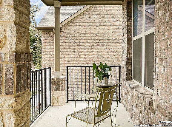 3rd image of 4918 Segovia Way