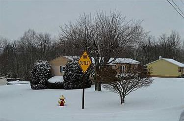 5th image of 543 Allen Ave