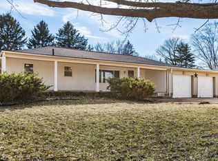 39 Rosemary Ln, Heath, OH 43056