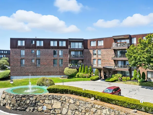 1006 Paradise Rd, Swampscott, MA
