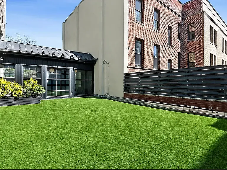 180 Bainbridge St #401 — Photo 13