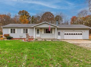 9140 Field Rd, Algonac, MI 48001