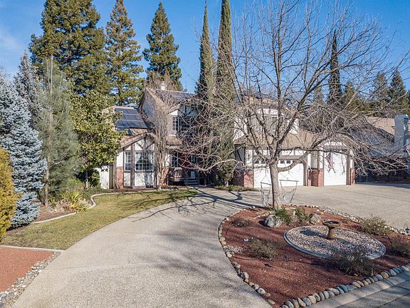 3rd image of 2039 Sheffield Dr
