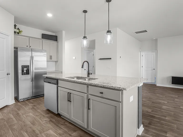 110 Cole St — Photo 14