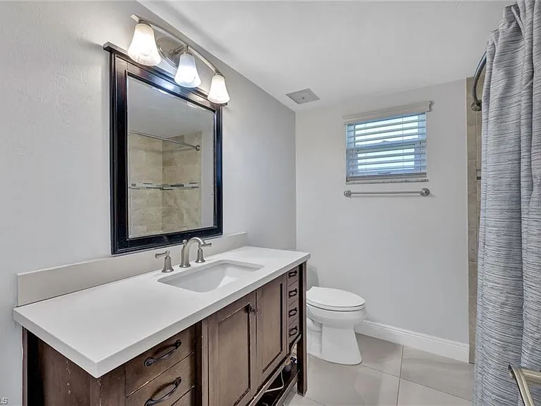 6448 Griffin Blvd — Photo 30