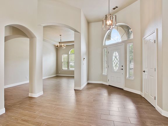 4th image of 6507 W Vassar Ave