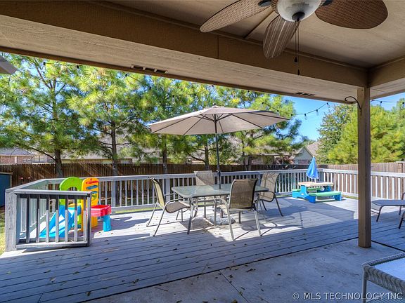5th image of 14604 Courtney Ln