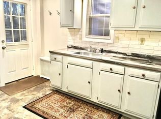 60 Auburn St #1, Chicopee, MA 01013