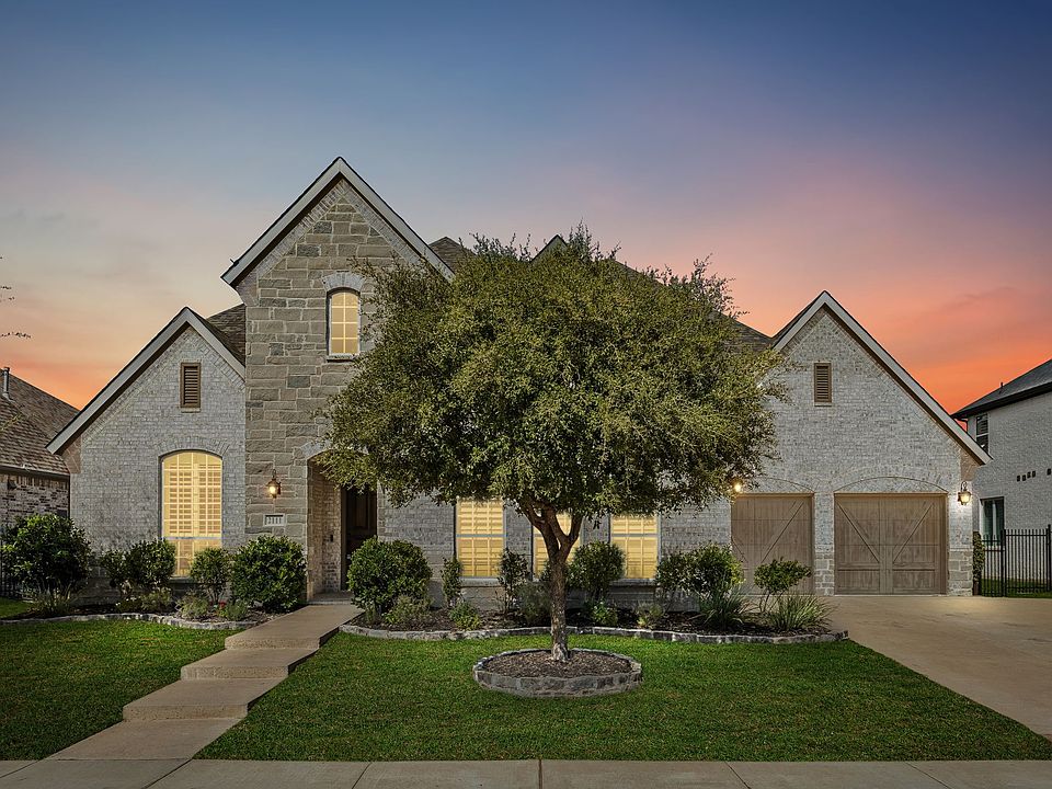 1st image of 2111 Longmont Ln