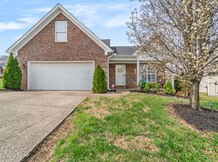 2912 Hewitt Place Ct, Jeffersontown, KY 40299