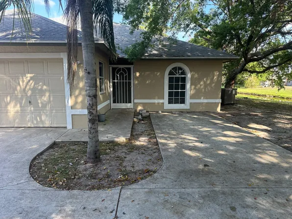 1292 The 12th Fairway APT A, Wellington, FL 33414