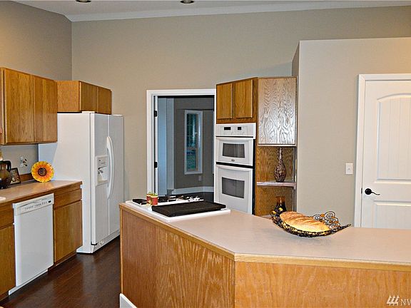 5th image of 3244 75th Ave SE
