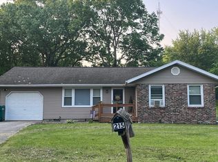 215 Brookview Ln, Flora, IN