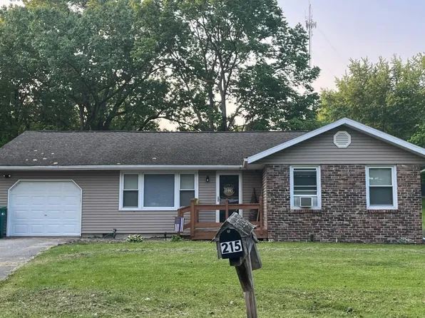 215 Brookview Ln, Flora, IN 46929