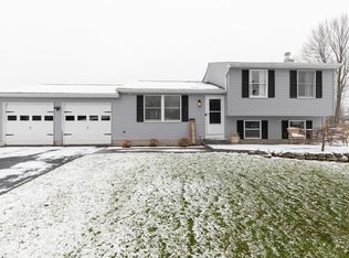 4116 Wafer Ash Way, Liverpool, NY 13090