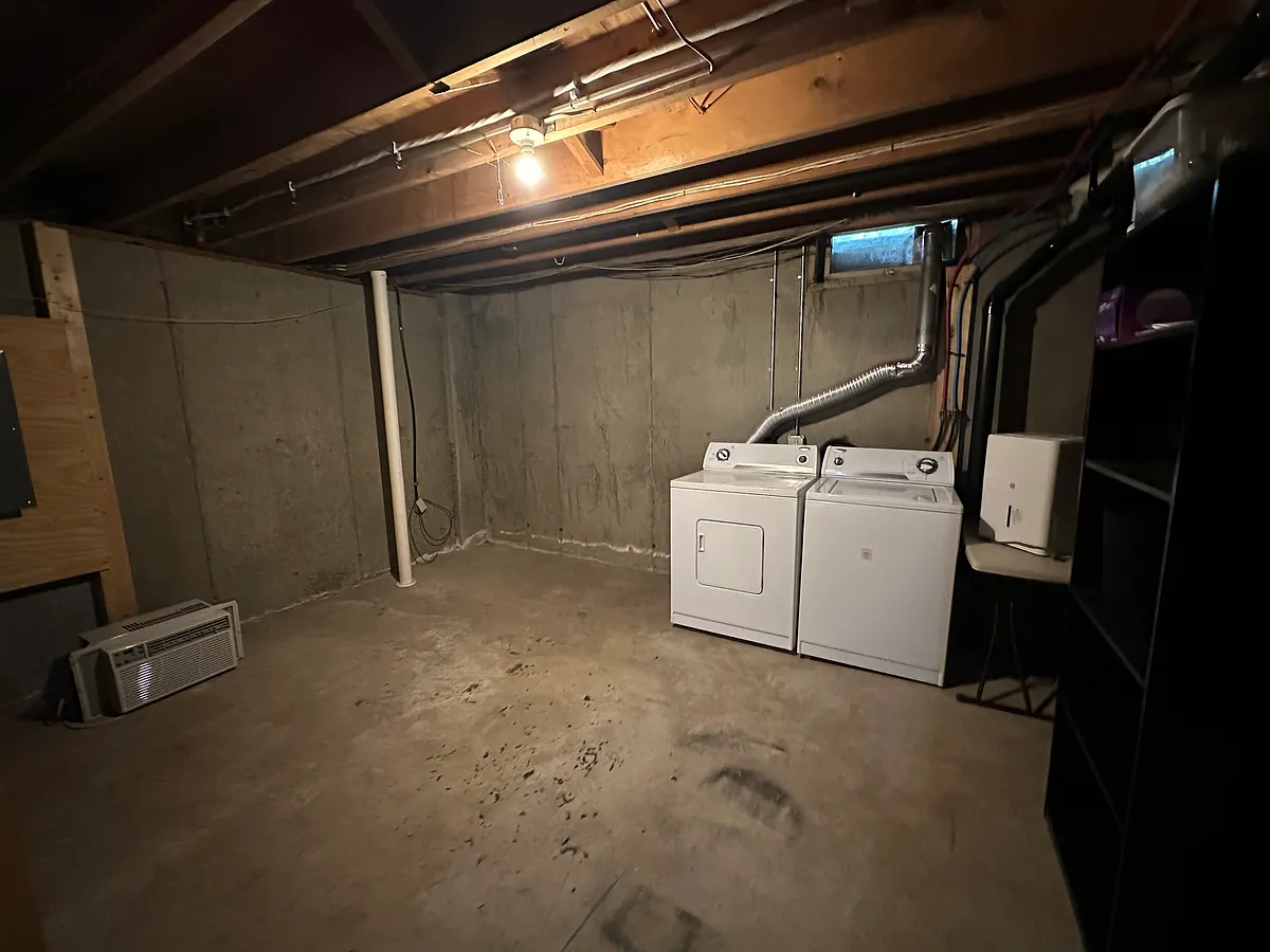 Building Photo - 60 Brookside Dr #3